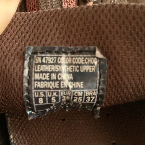 Skechers brown, slip-on shoes.  Size 8 - Picture 4 of 4